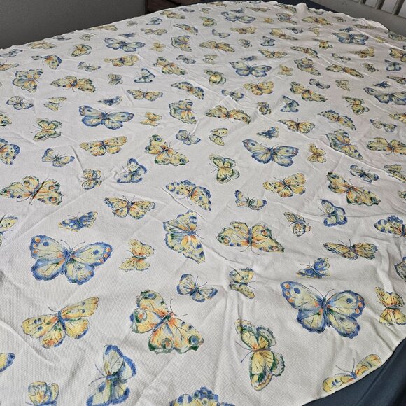 White Oval Tablecloth Butterfly 80 x 34 Cotton Spring Cloth Cover Dining Kitchen - Picture 4 of 8